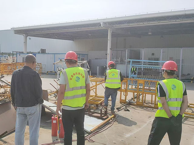 ��h�U�F���ՏS�Ұ���